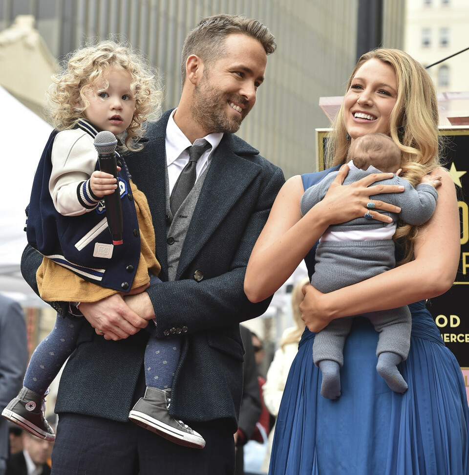 HOLLYWOOD, CA - DECEMBER 15:  Actors Ryan Reynolds and Blake Lively with daughters James Reynolds and Ines Reynolds attend the ceremony honoring Ryan Reynolds with a Star on the Hollywood Walk of Fame on December 15, 2016 in Hollywood, California.  (Photo by Axelle/Bauer-Griffin/FilmMagic) ryan reynolds
06 2017
