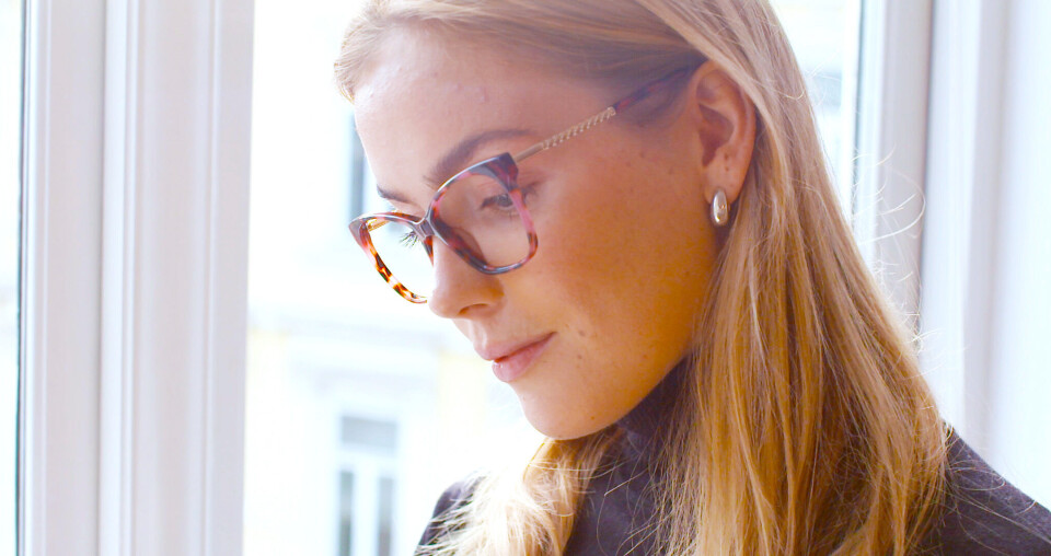 Slik styler du Balmain x Specsavers-brillene