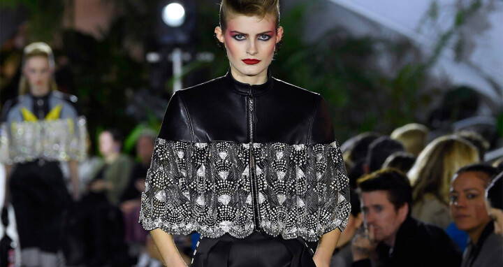 Norske Signe på catwalken for Louis Vuitton