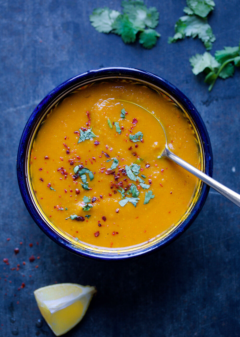 Gresskar- og linsesuppe med harissa