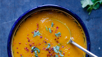 Gresskar- og linsesuppe med harissa