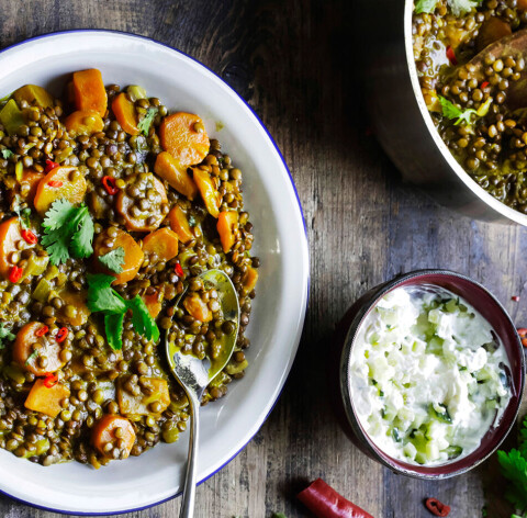 Linsegryte med kokosmelk og karri