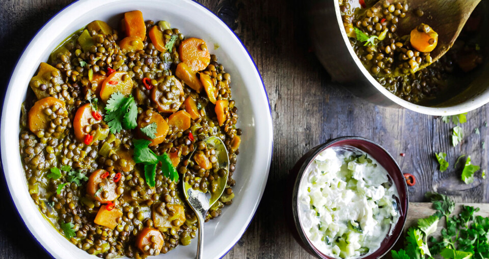 Linsegryte med kokosmelk og karri