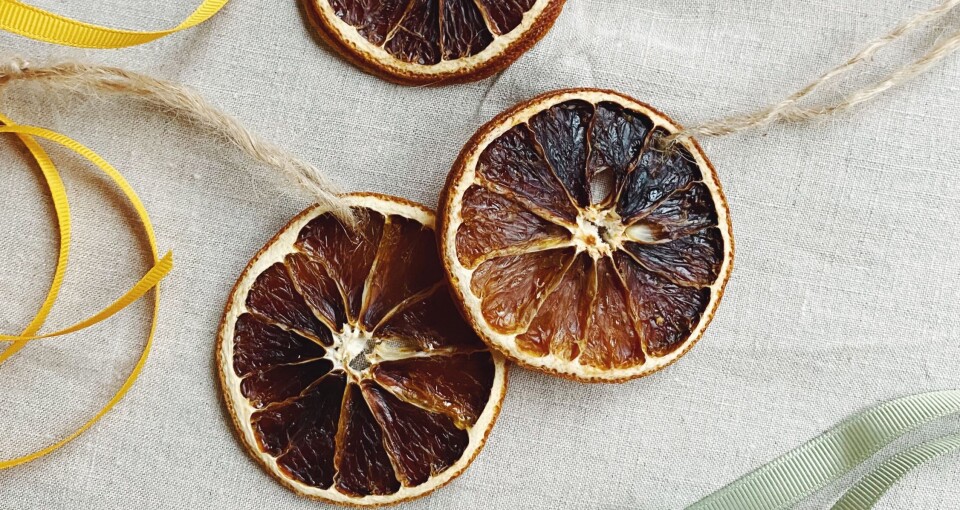 Hjemmelaget julepynt: Tørkede appelsiner