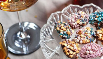 Slik dekker du årets nyttårsbord