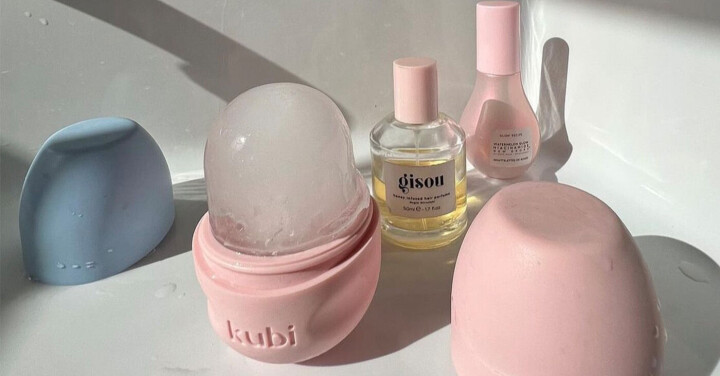 Beauty hack: Ice face roller