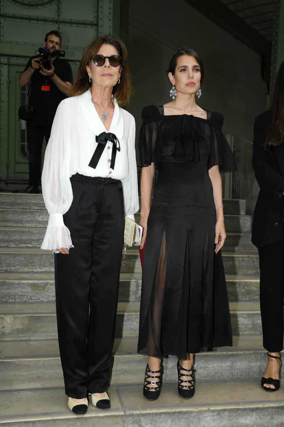 Charlotte med moren sin, Caroline av Monaco. Begge i Chanel.