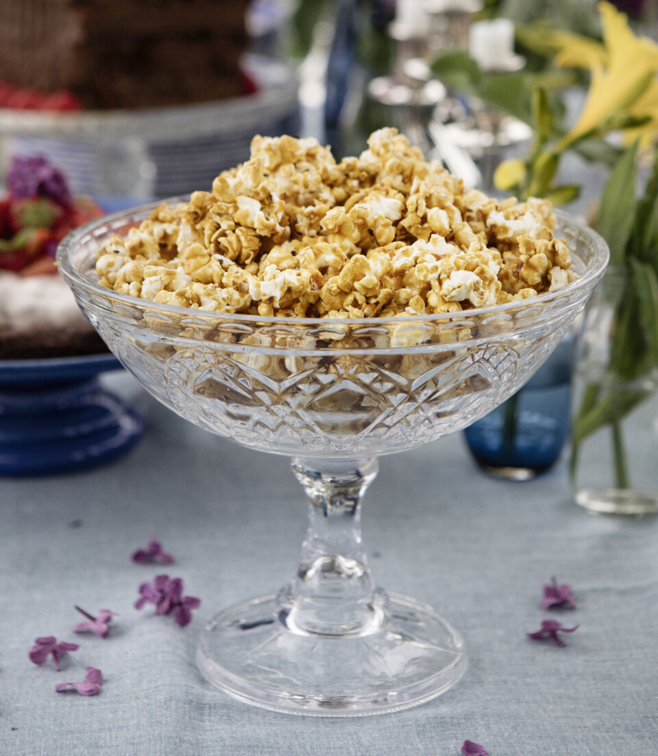 Salt og søtt. Karamellpopcorn er fantastisk godt, og veldig enkelt å lage.