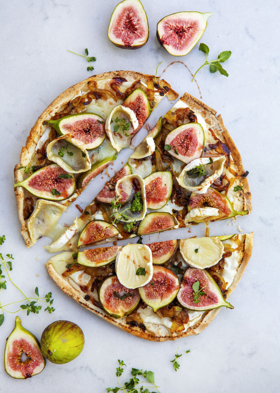 Fiken og chévre på flatbrød