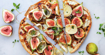 Fiken og chévre på flatbrød