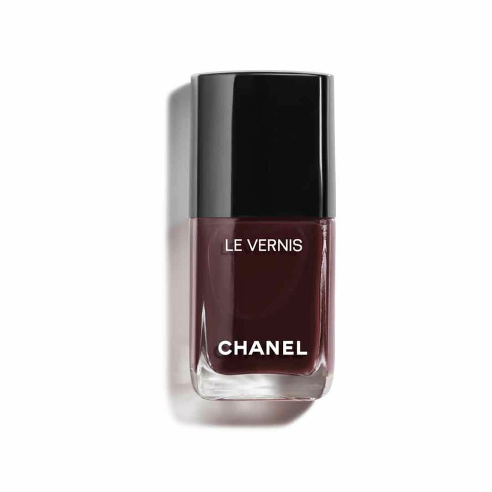 Vinrød neglelakk fra Chanel