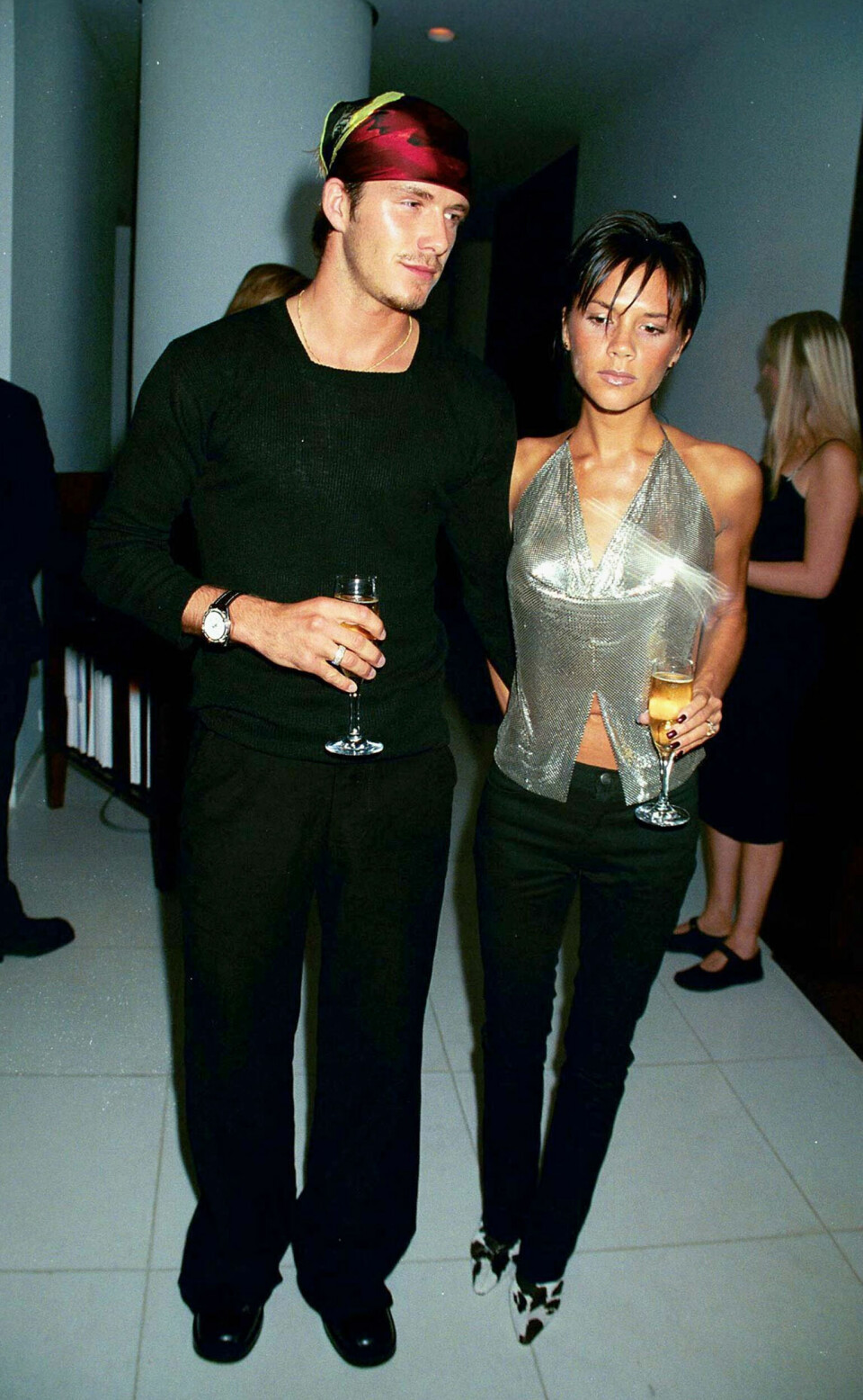 Ikonisk bilde av Victoria Beckham og David Beckham i London.