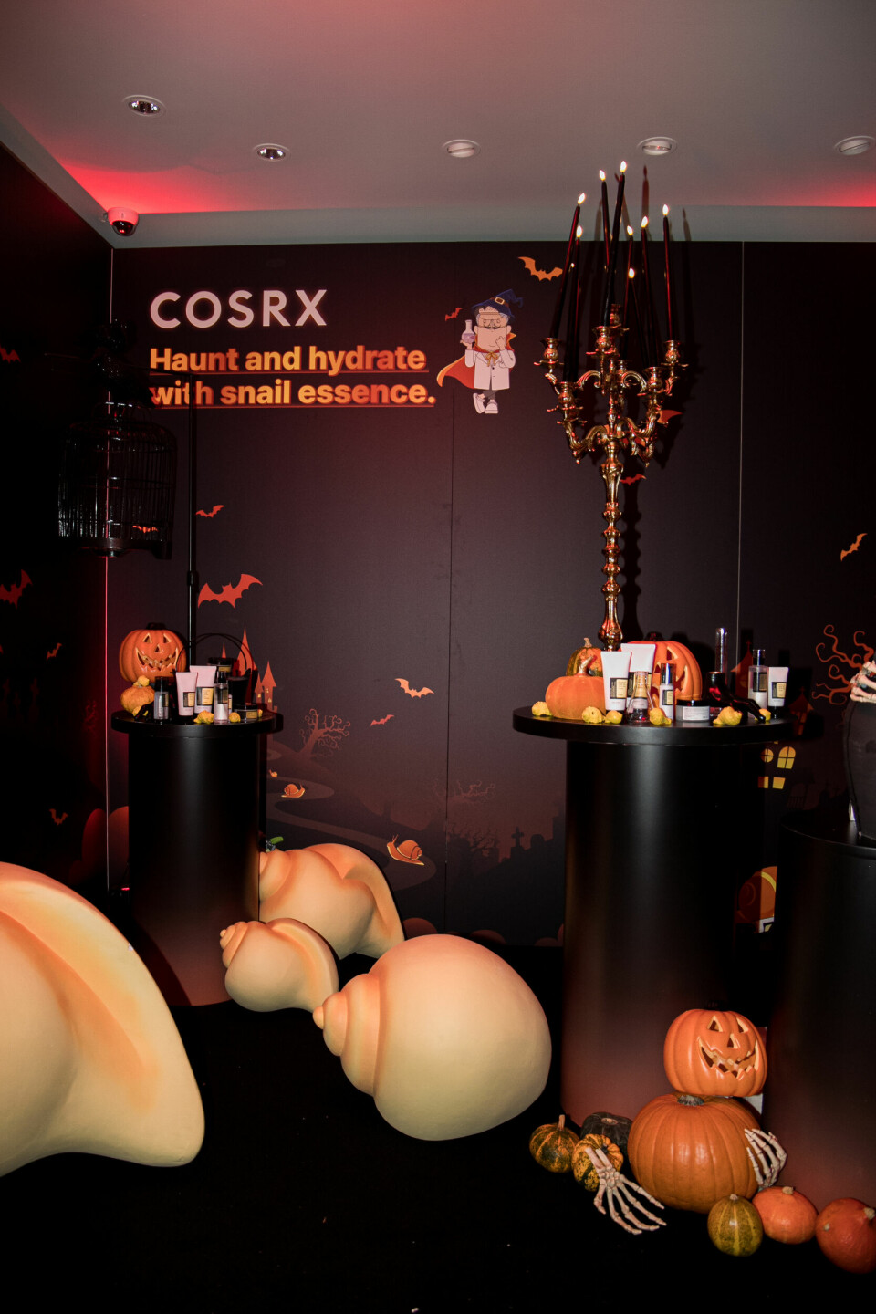 Standen som hovedsamarbeidspartner COSRX hadde på Halloweenfesten til LYKO.