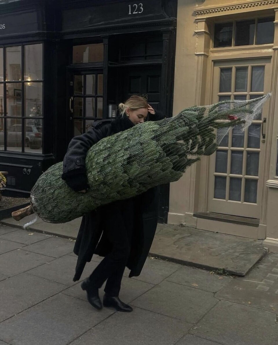 Fine svarte kåper perfekte for jula