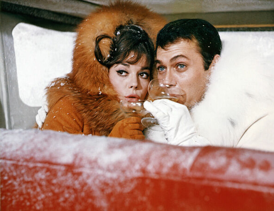 Natalie Wood og Tony Curtis på innspillingen av 'The Great Race' i 1965.