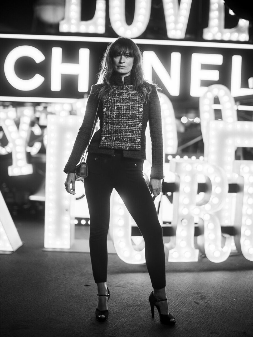 Caroline De Maigrets LA-favoritt er Guerilla Tacos i Downtown. Her er hun på Chanels visning av cruisekolleksjonen 23/24 i Los Angeles.