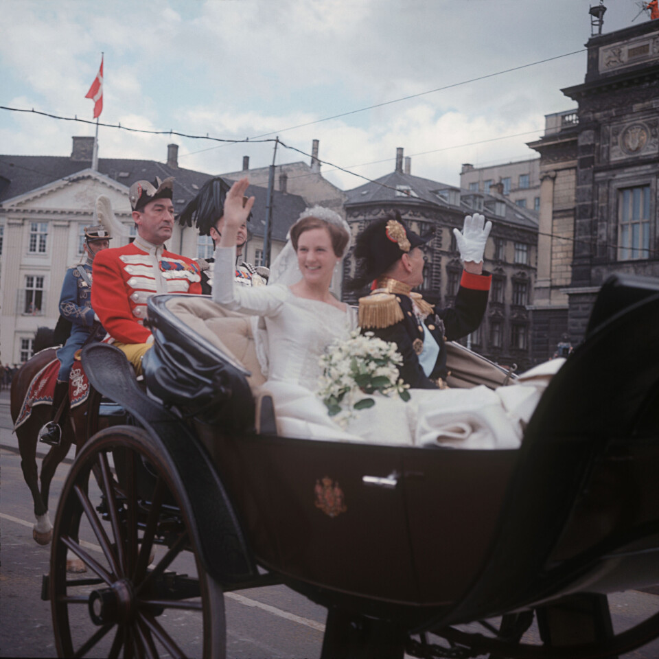 Dronning Margrethes mest ikoniske antrekk gjennom 52 år på den danske tronen