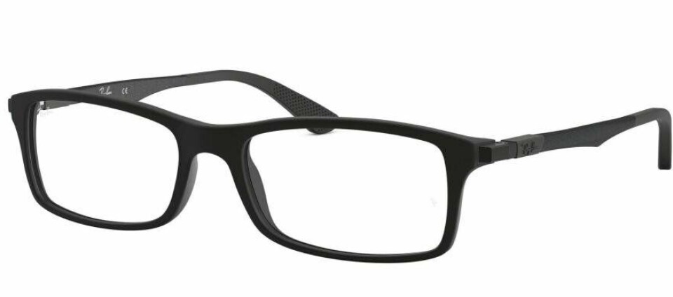 Smale briller fra RayBan, kr 2610 hos Interoptik.
