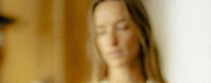 Kjenner du at en forandring i livet nærmer seg? Det kan være torsdagens fullmåne som påvirker deg...