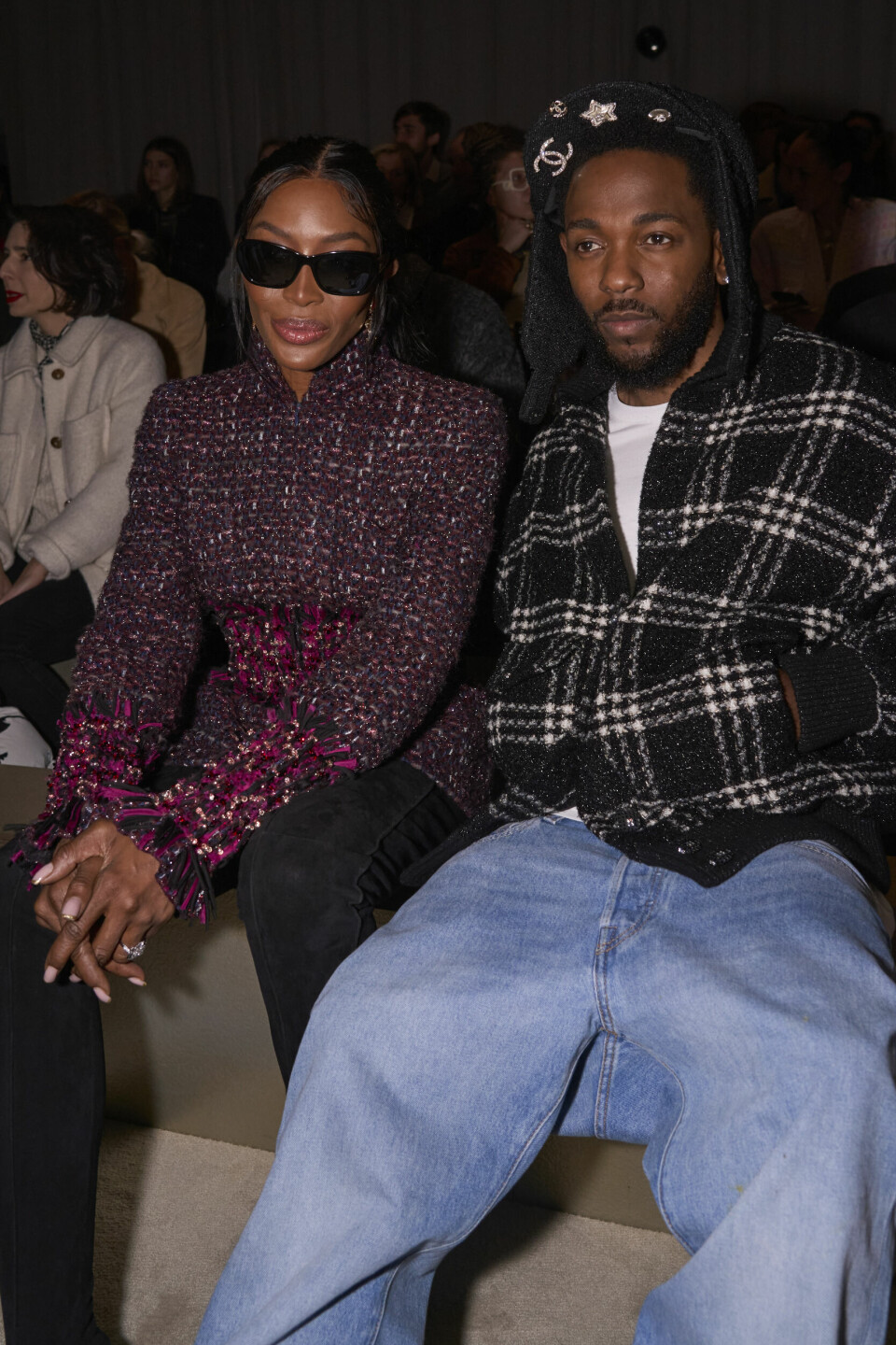 Naomi Campbell og Kenrick Lamar satt selvsagt front row på Chanels haute couture-visning.