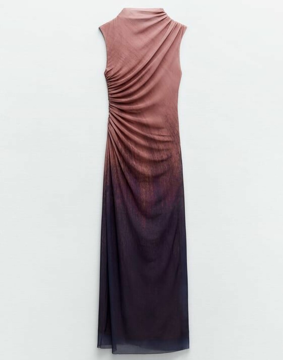 Tilsittende kjole i tyll fra Zara, kr 579.