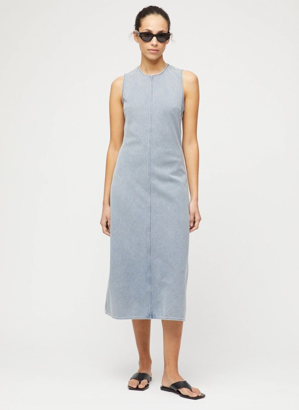 Denimkjole fra FWSS, kr 2999