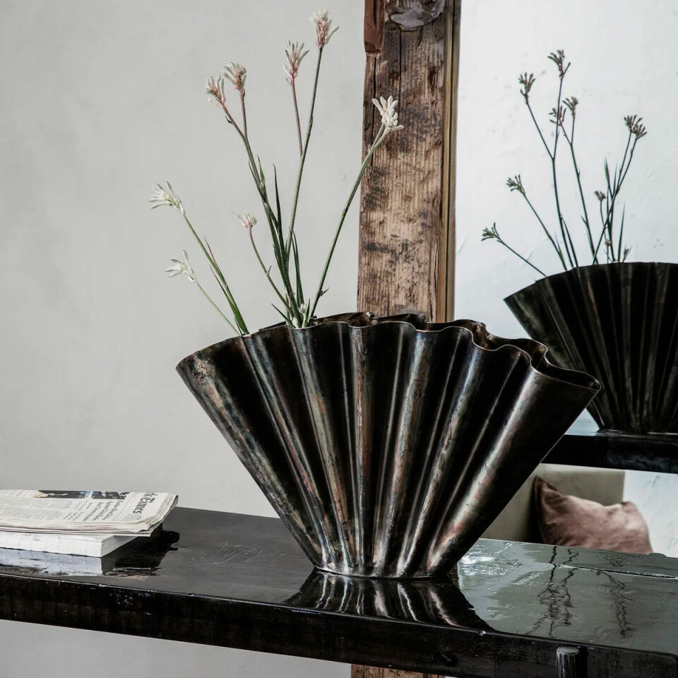 Nå vil vi fylle hjemmet med blomster – og vaser