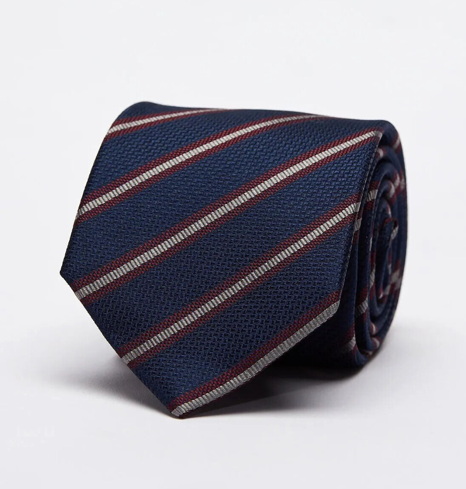 Shop looken: Saint Laurent SS25