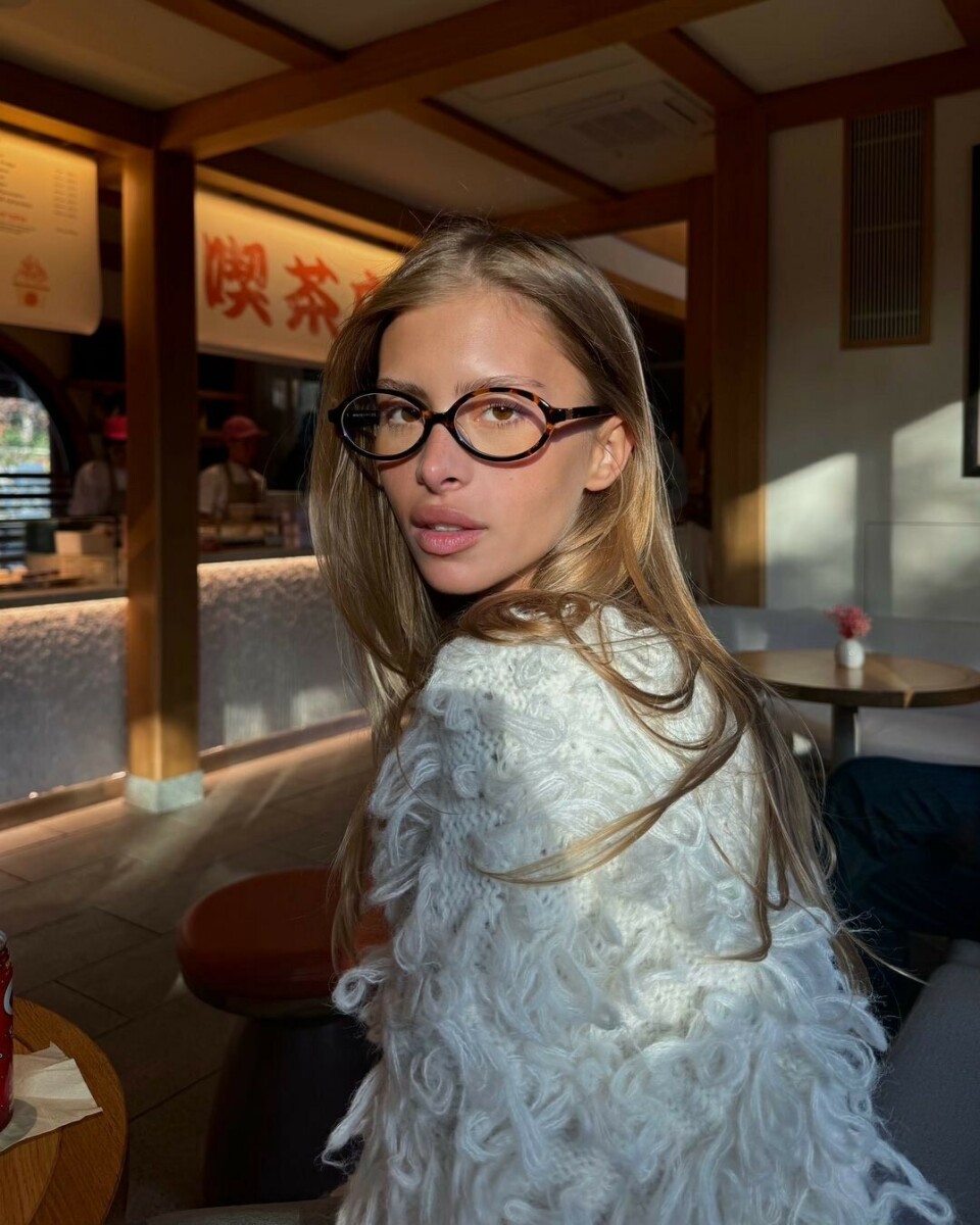 Moteprofilene er enige: vi har lagt dagene hvor vi synes briller er teit langt bak oss.