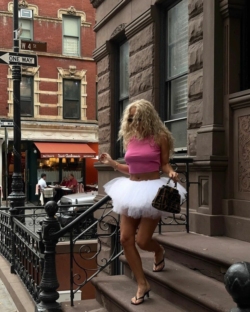 Ikoniske Carrie Bradshaw à la Hanna Friberg.