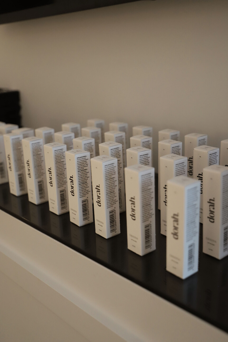 Dorah presenterte også to nye produkter under ELLE-gallaen: En lipgloss og en blush.