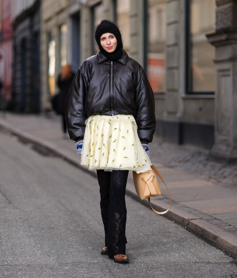 Balaclavaen er perfekt til å skåne håret i vinter. Vi finner mye inspirasjon fra gatemoten under Copenhagen Fashion Week.