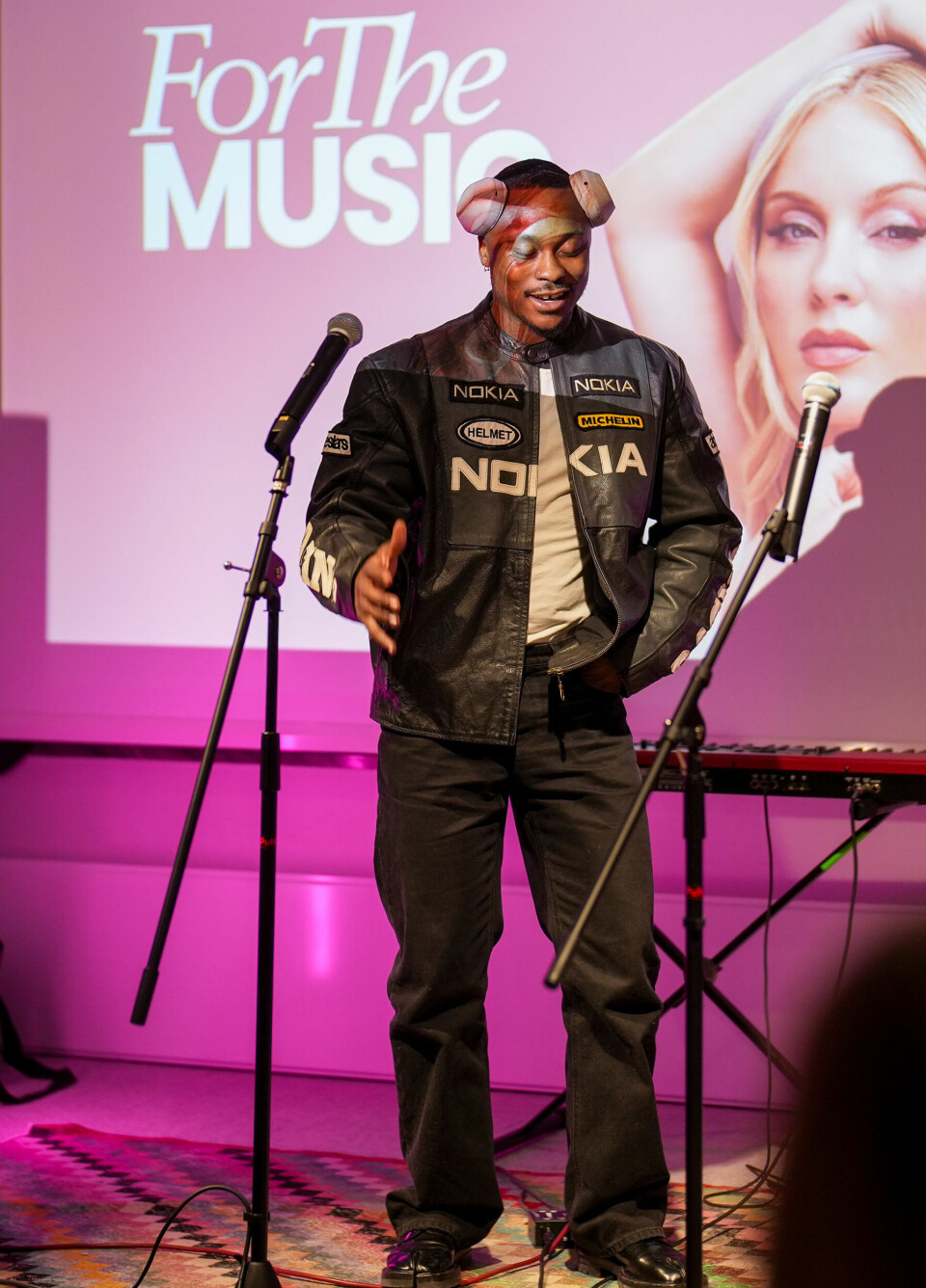 Den britiske stylisten Shaquille Ross Williams har stylet kampanjen for Sony.