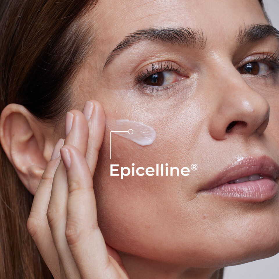 Nå har Eucerin har oppdaget hvordan man kan reaktivere stillelagte ungdomsgener, ved «age clock»-teknologi og deres nye, aktive ingrediens Epicelline®.