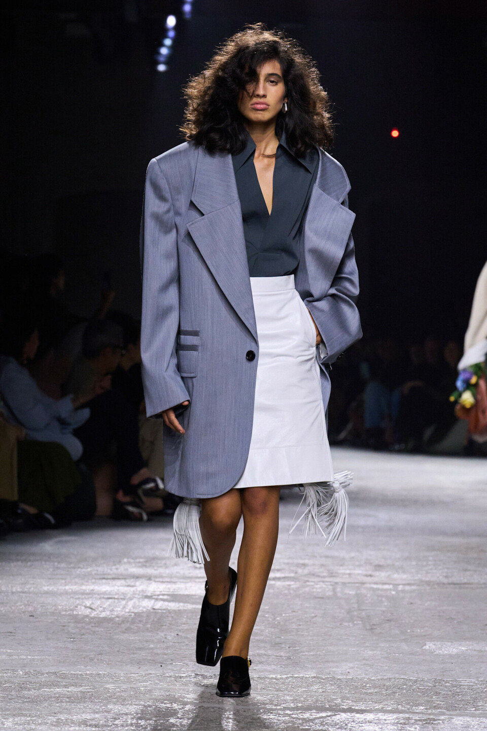 Fra Matthieu Blazys siste visning for Bottega Veneta: SS 2025.