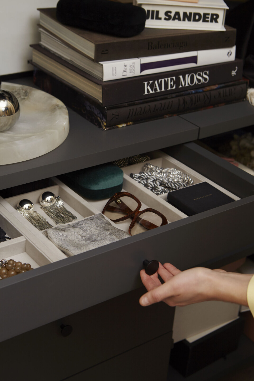 Slik kan du skape et walk-in closet på liten plass