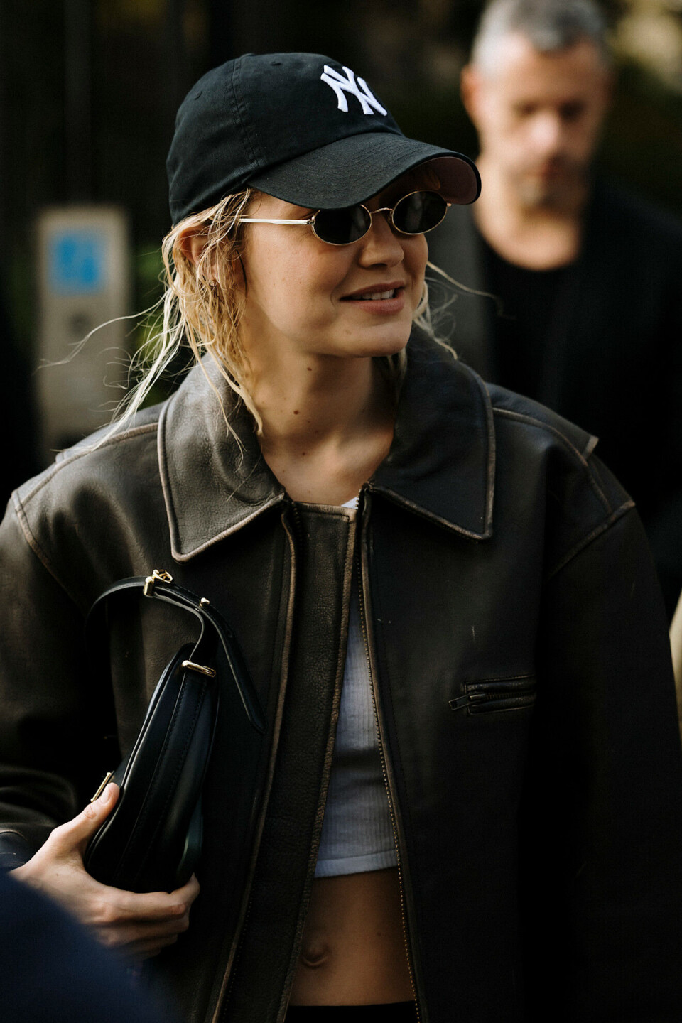 Gigi Hadid deler sitt favorittantrekk for date night og sine beste stylingtips