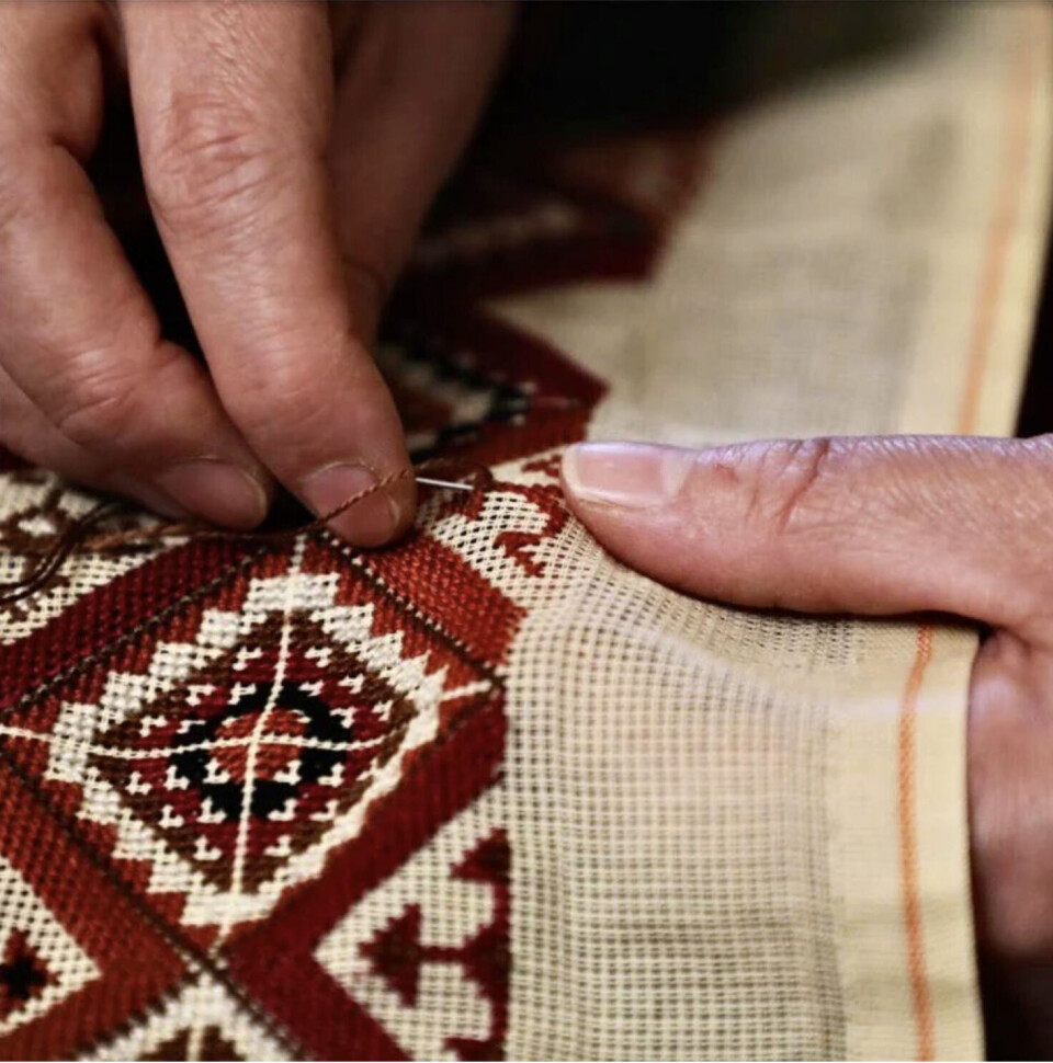 Tradisjon: En duk vevd i det tradisjonelle Palestinske mønsteret «tatreeze».
