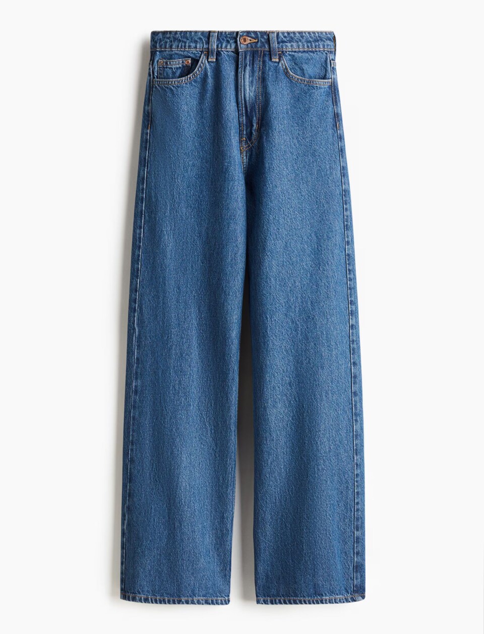 Tre vårlige antrekk vi vil gå med nå