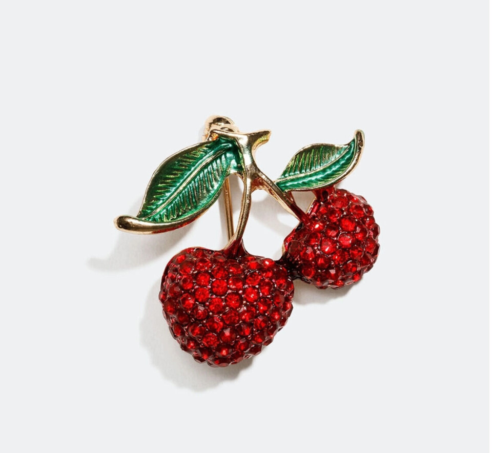 Er brosjer sesongens nye «må-ha» tilbehør?