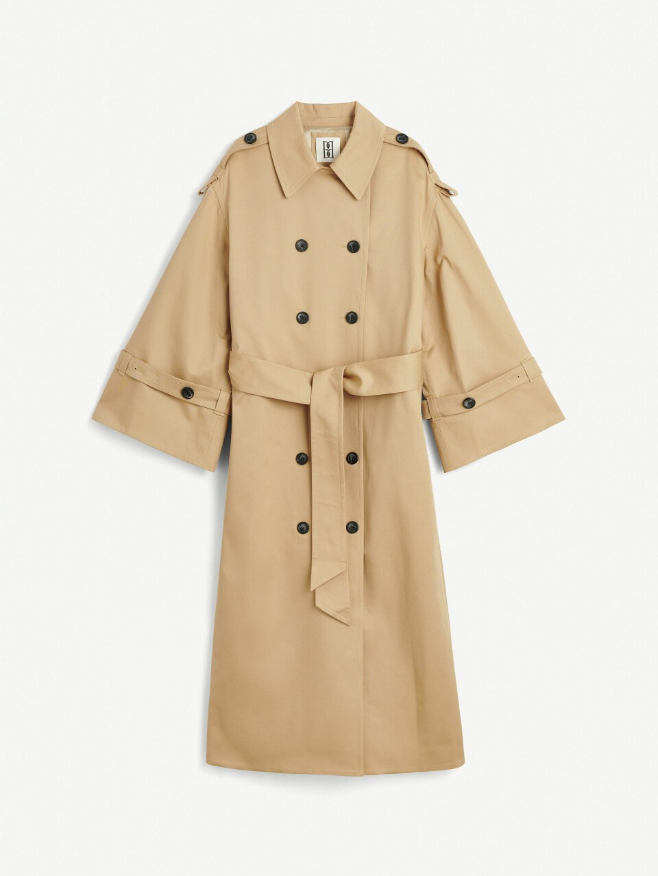 Slik styler du trenchcoaten denne sesongen