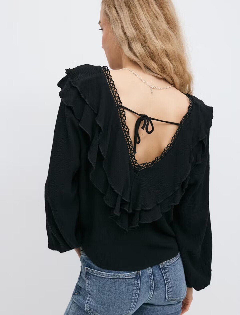 Shopping: Feminine bluser