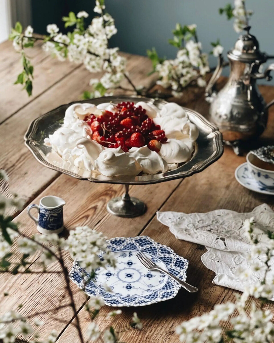 Oppskrift på den perfekte Pavlova til 17. mai Oppskrift på den perfekte pavlova til 17. mai