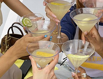 Slik lager du Hailey Biebers forfriskende Lemontini hjemme