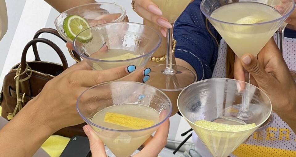 Slik lager du Hailey Biebers forfriskende Lemontini hjemme