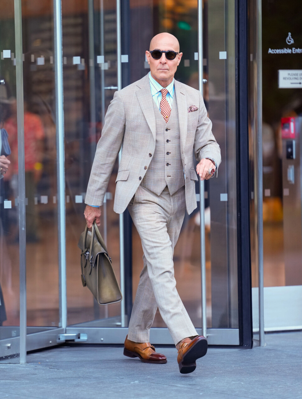 Stanley Tucci observert på sett den 29 juli i New York.