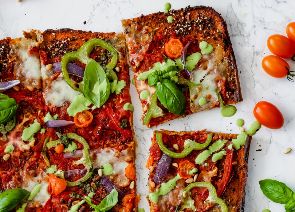 Søtpotetpizza med green goddess-dressing. ELLEsker!