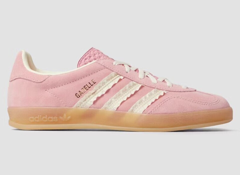 Fine sneakers vi ønsker oss nå Rosa gazelle sneakers med blondekant