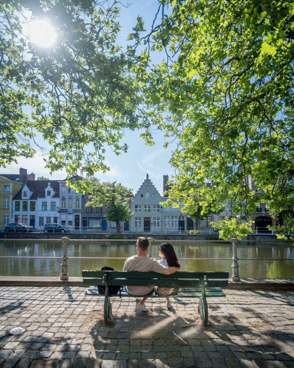 Planlegger du en romantisk weekendtur i Europa? Den belgiske middelalderbyen Bruges har mye å by på!