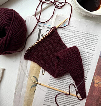 Strikk ditt eget Sophie-skjerf – høstens mest trendy accessoir